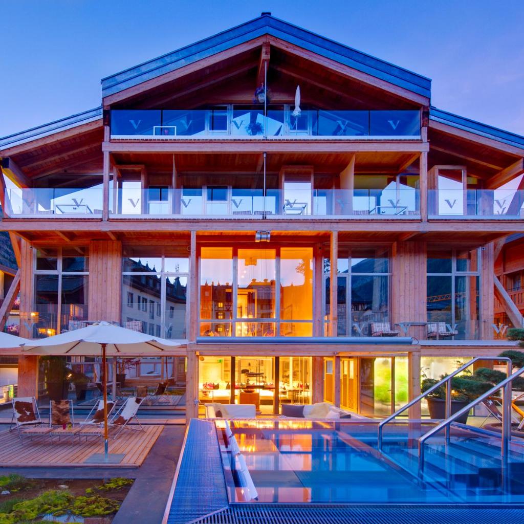 Backstage Boutique SPA Hotel — 