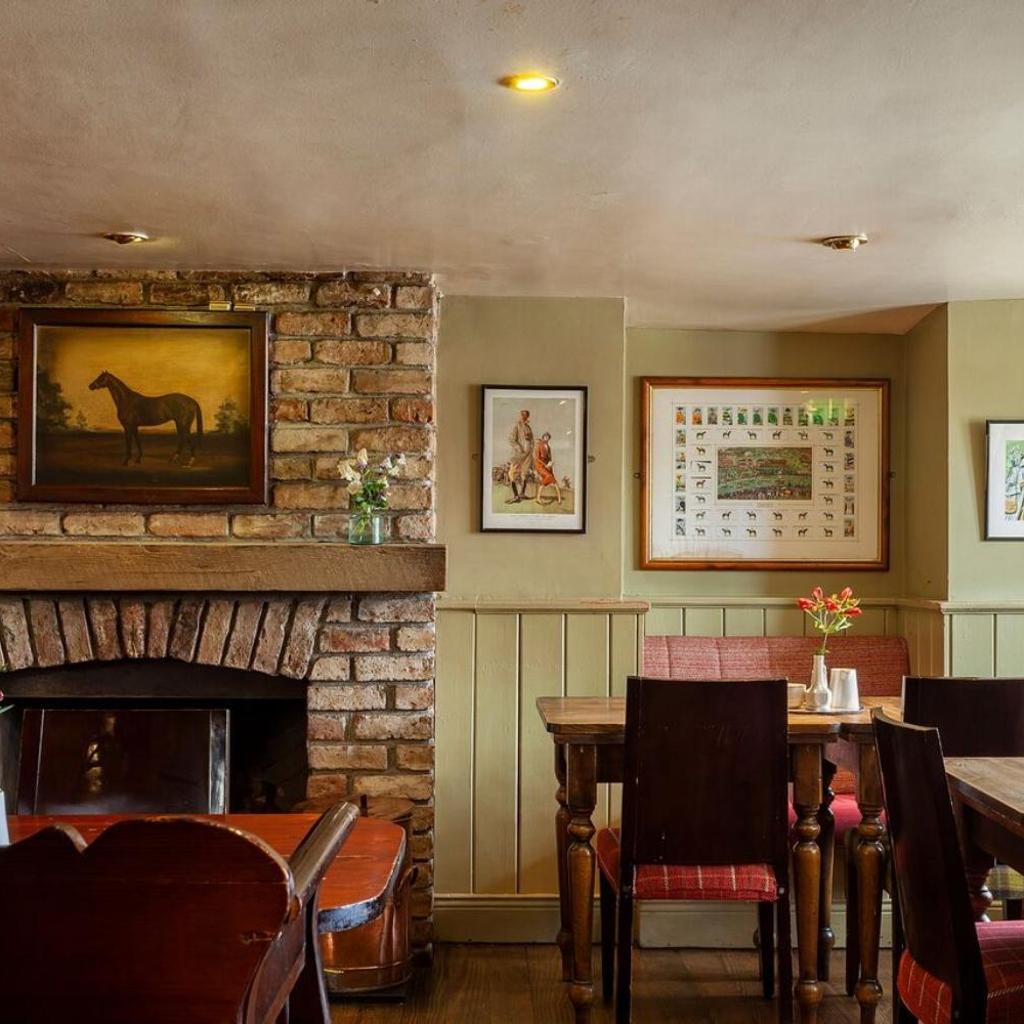 Horse & Jockey Hotel — 