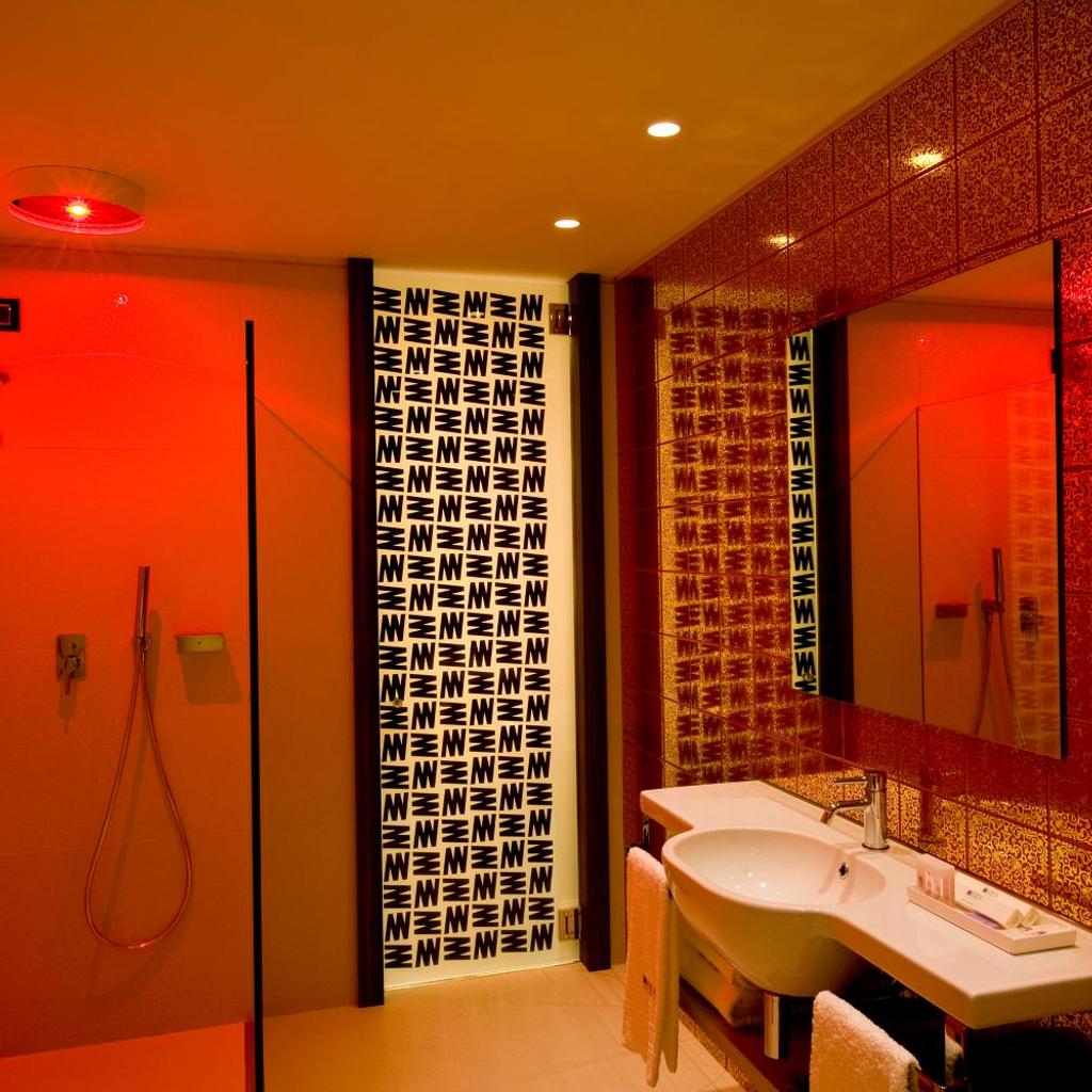 Viola Mhotel — 