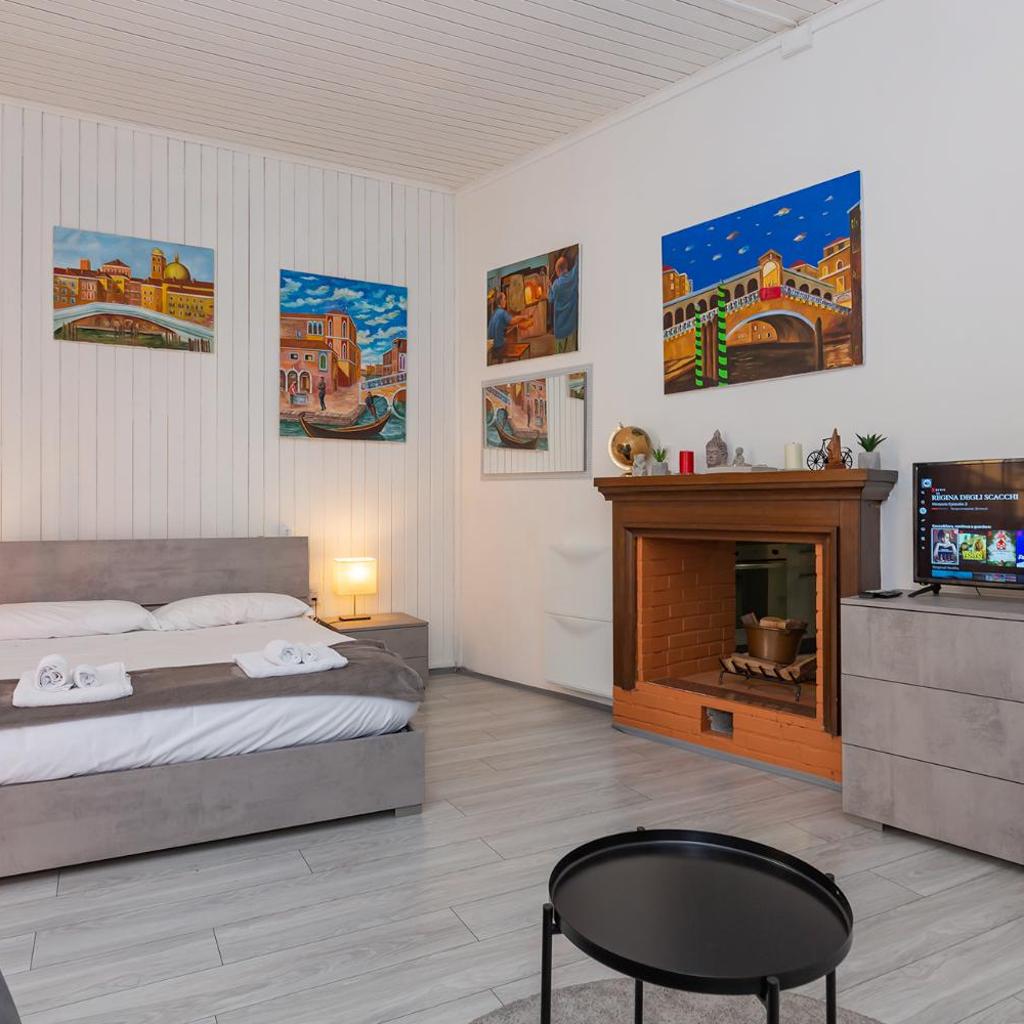 Photograph of Art Design Apartment - City Center