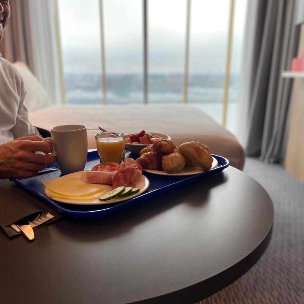 Photograph of Holiday Inn Express Amsterdam - North Riverside by IHG