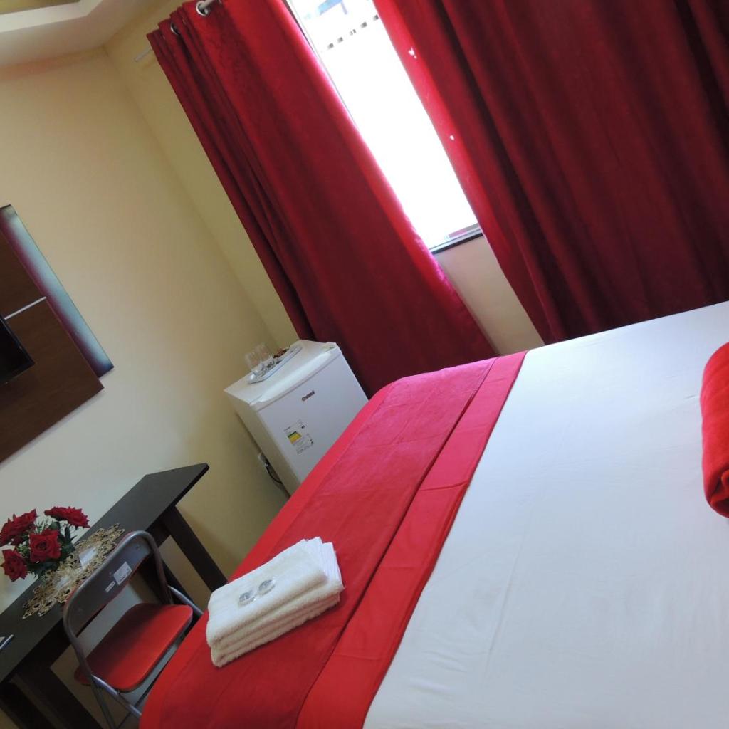 Quartos Em Casa In Caxias da Paraíso — foto 12