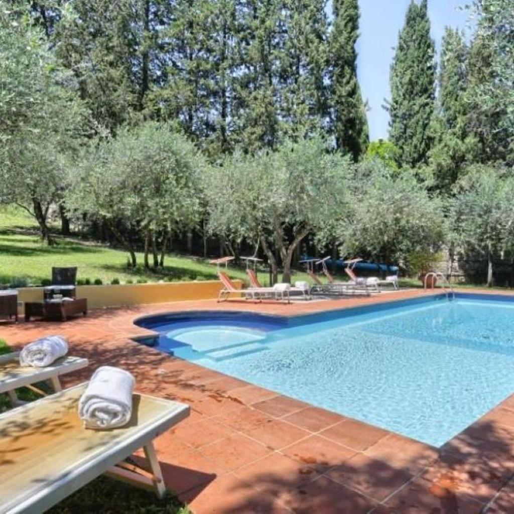 Photograph of VIlla Merlo Ner0