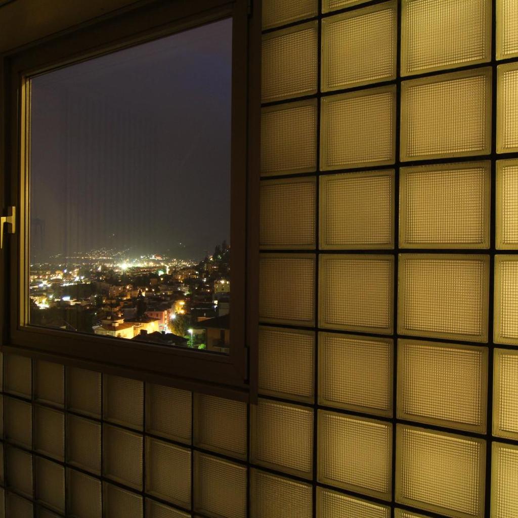 Image 16 - Lichtdurchflutete Ferienwohnung mit Panorama-Sicht und Schwimmbad/Sauna