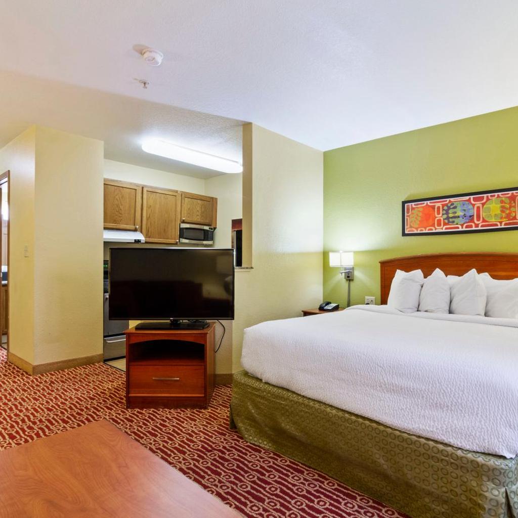 Photograph of Extended Stay America Suites - Norfolk - Virginia Beach