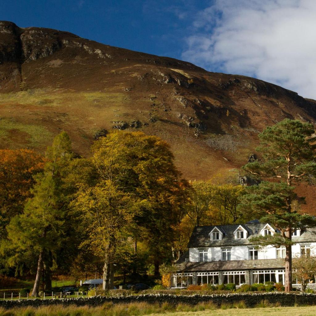 Borrowdale Gates Hotel — 