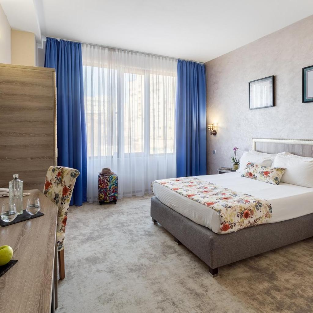 Prestige Boutique Hotel Craiova — 