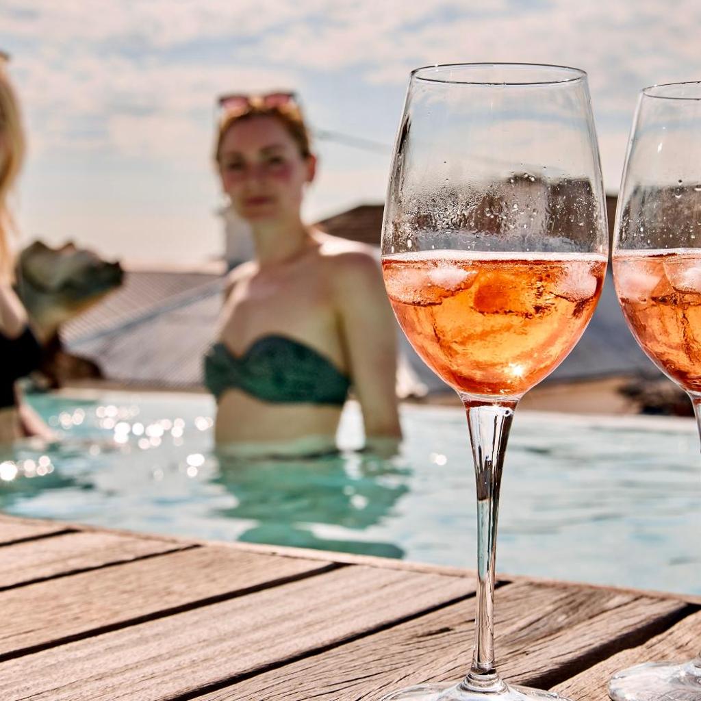 DysArt Boutique Hotel - Solar Power — 