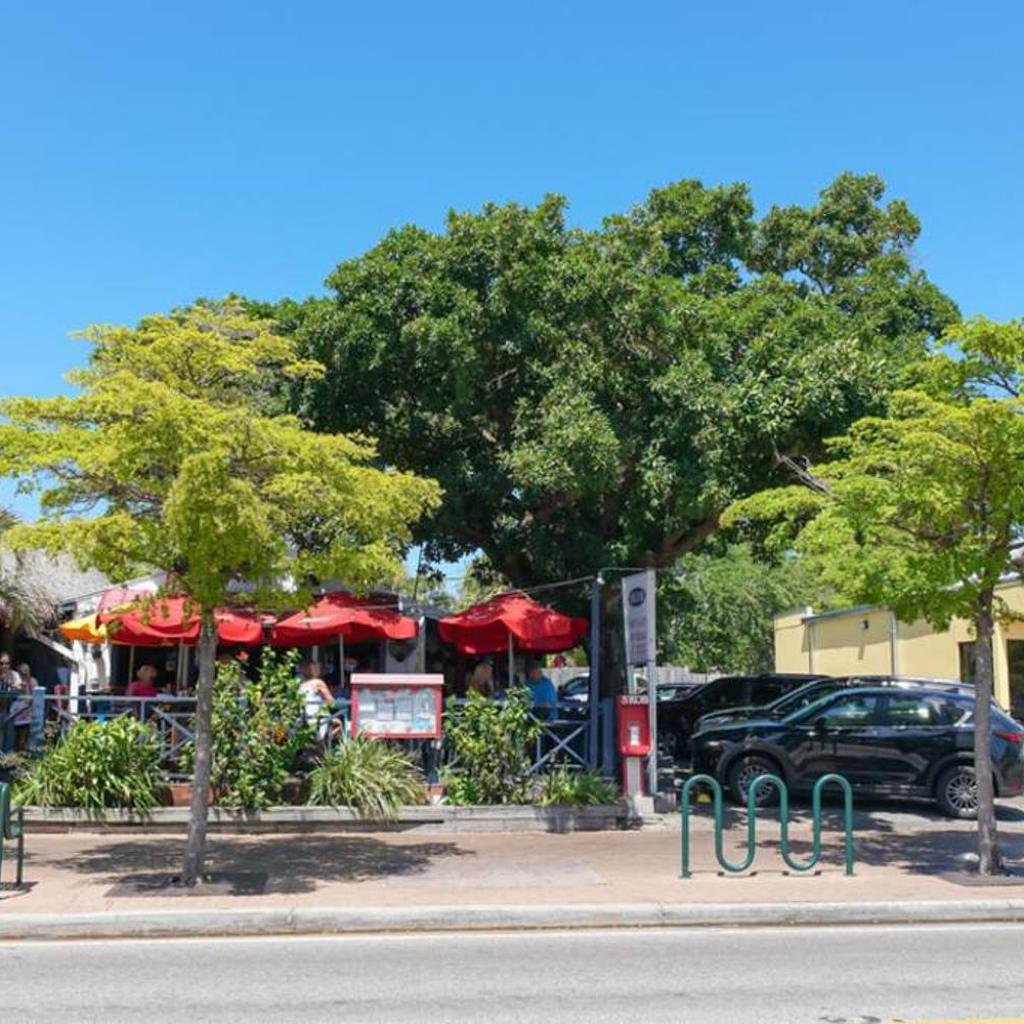 Photograph of Siesta Key Village-Suite #3: A Block to the Beach!