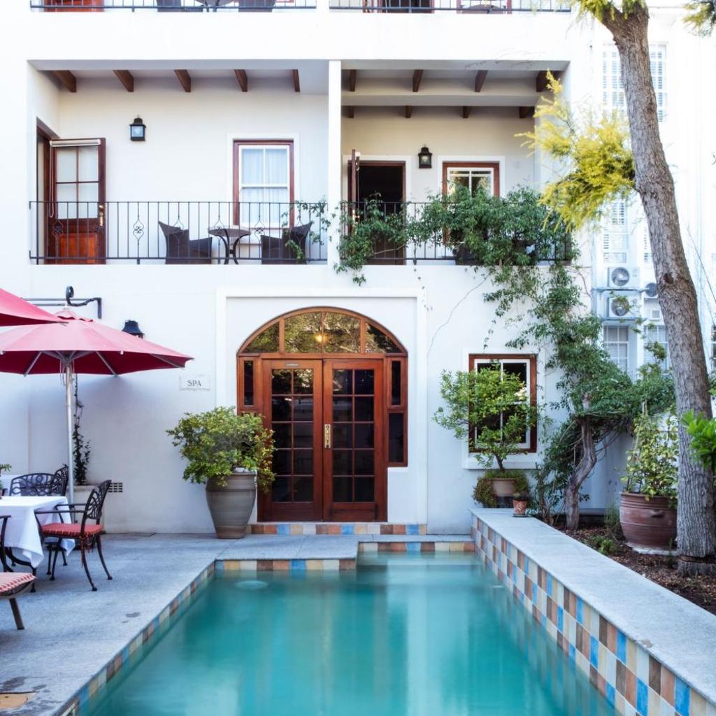 Coopmanhuijs Boutique Hotel & Spa — 