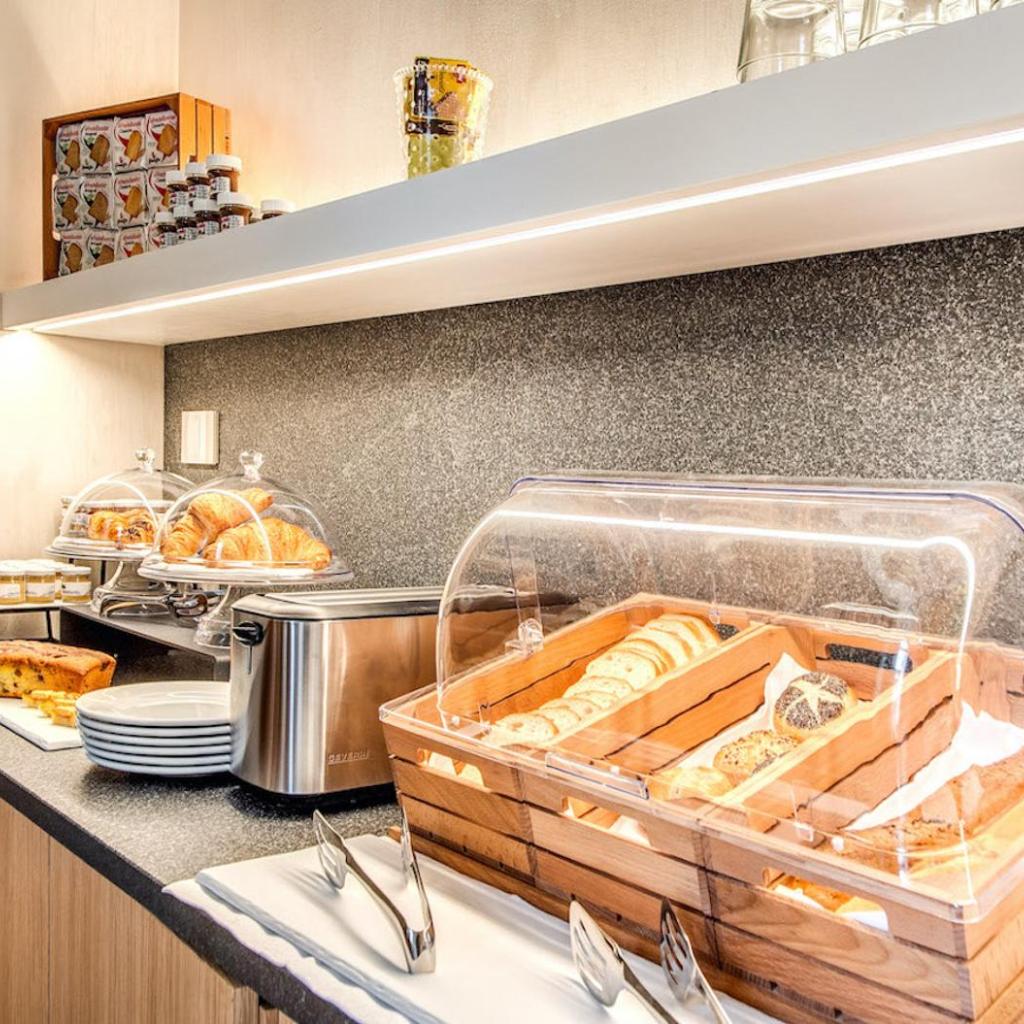 DBH – Boutique Hotel Lake Como — 