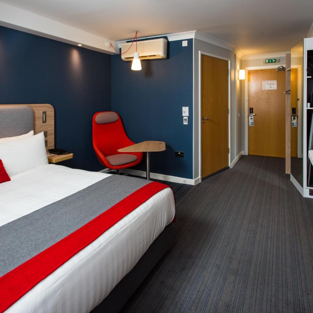 Photograph of Holiday Inn Express Edinburgh - Leith Waterfront by IHG