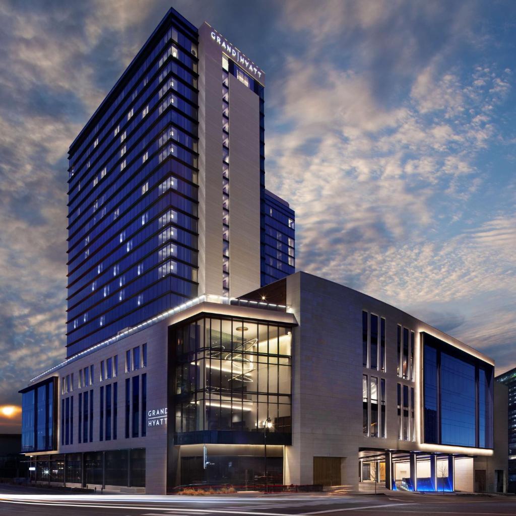 Grand Hyatt Nashville — 