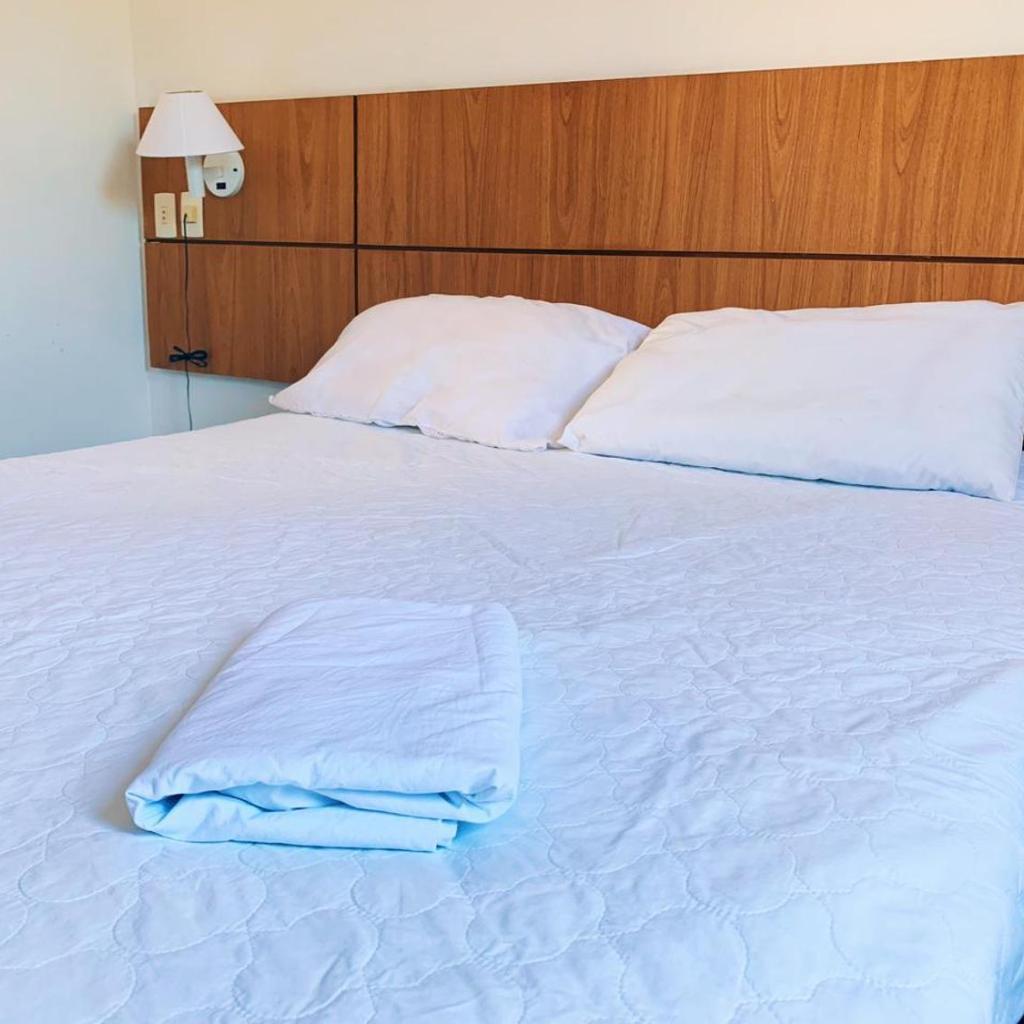 CONDOMÍNIO VILA DO MAR aptos 201C e 211B — foto 11