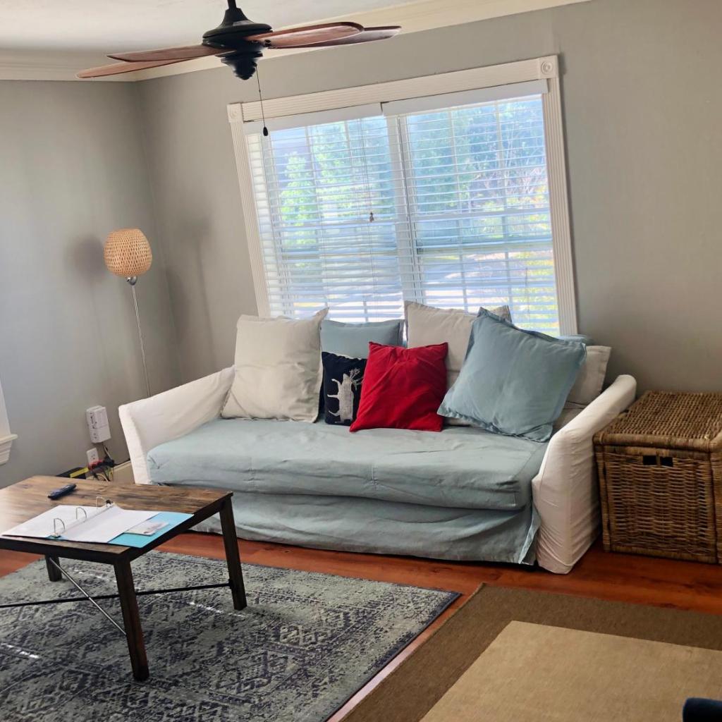 Photograph of Montrose Hist District Apt#1- 2Br with WD