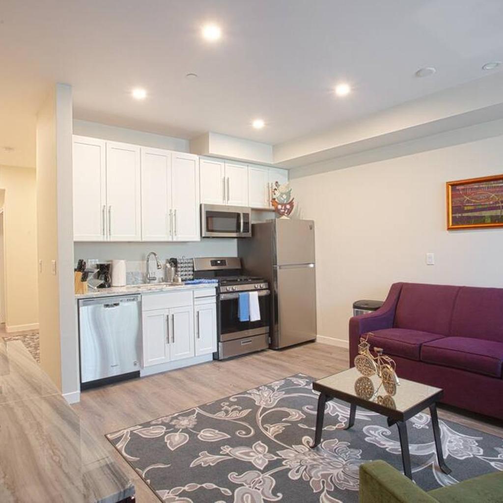 Photograph of 1-Bedroom with Cali King Size Bed in San Diego