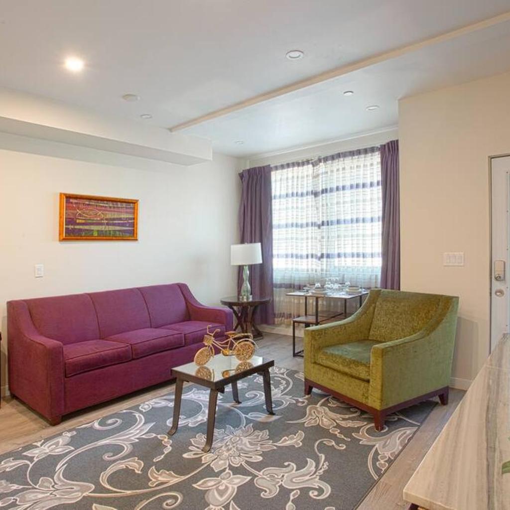 Photograph of 1-Bedroom with Cali King Size Bed in San Diego