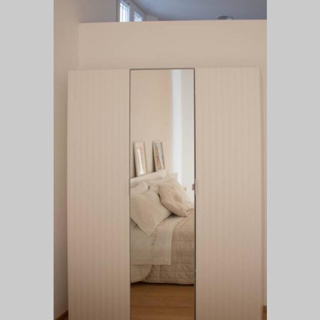 Photograph of MARGOT APARTMENT