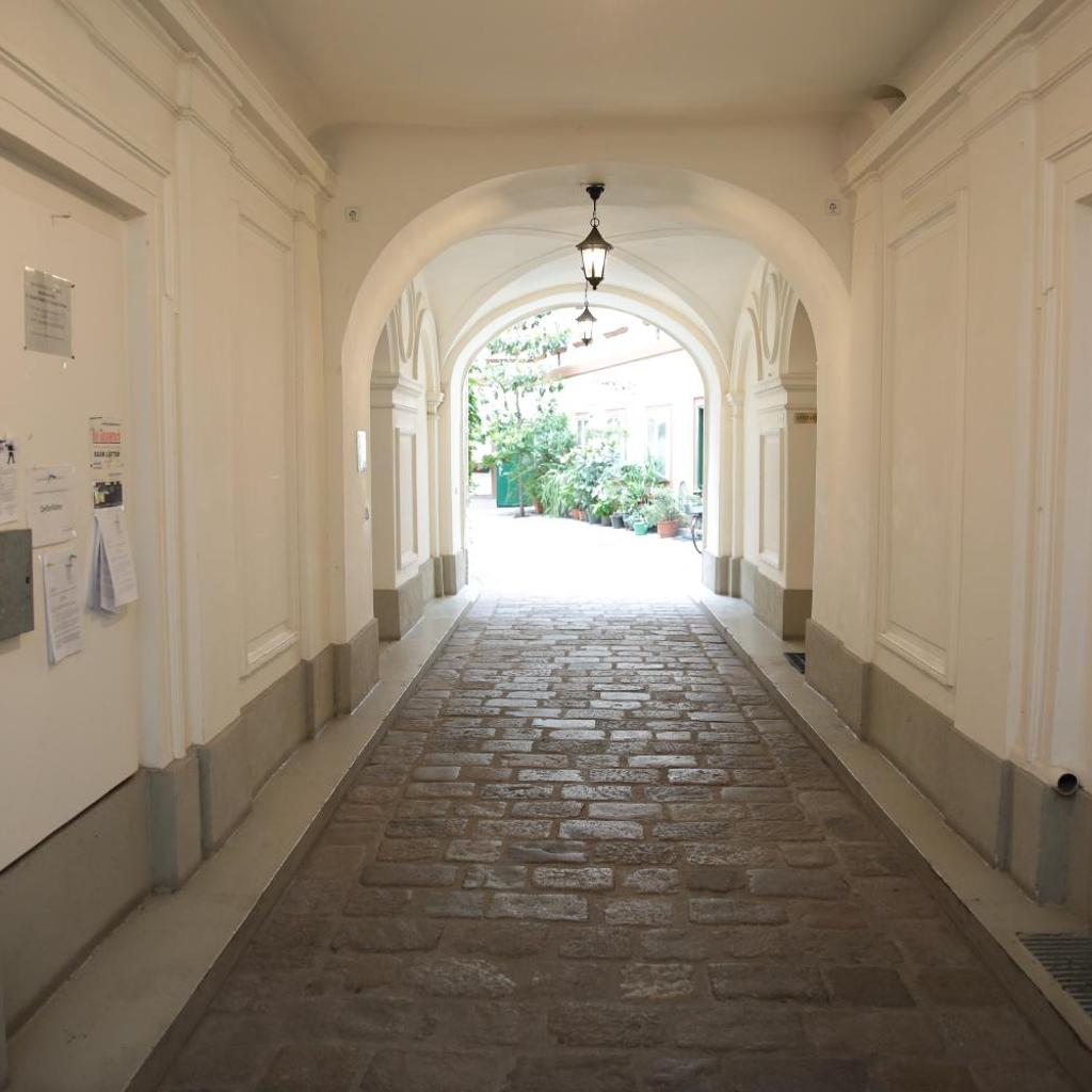 Photograph of Heart of Vienna- next to Albertina