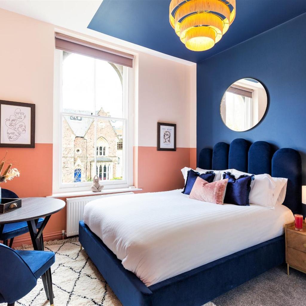 Photograph of Clifton House I Free Private Parking
