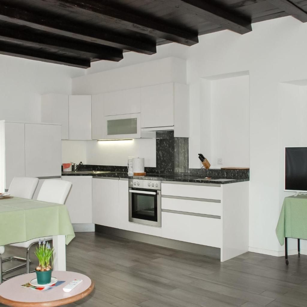 Image 2 - Apartment App- Vira Lago 500 Ost - EG by Interhome