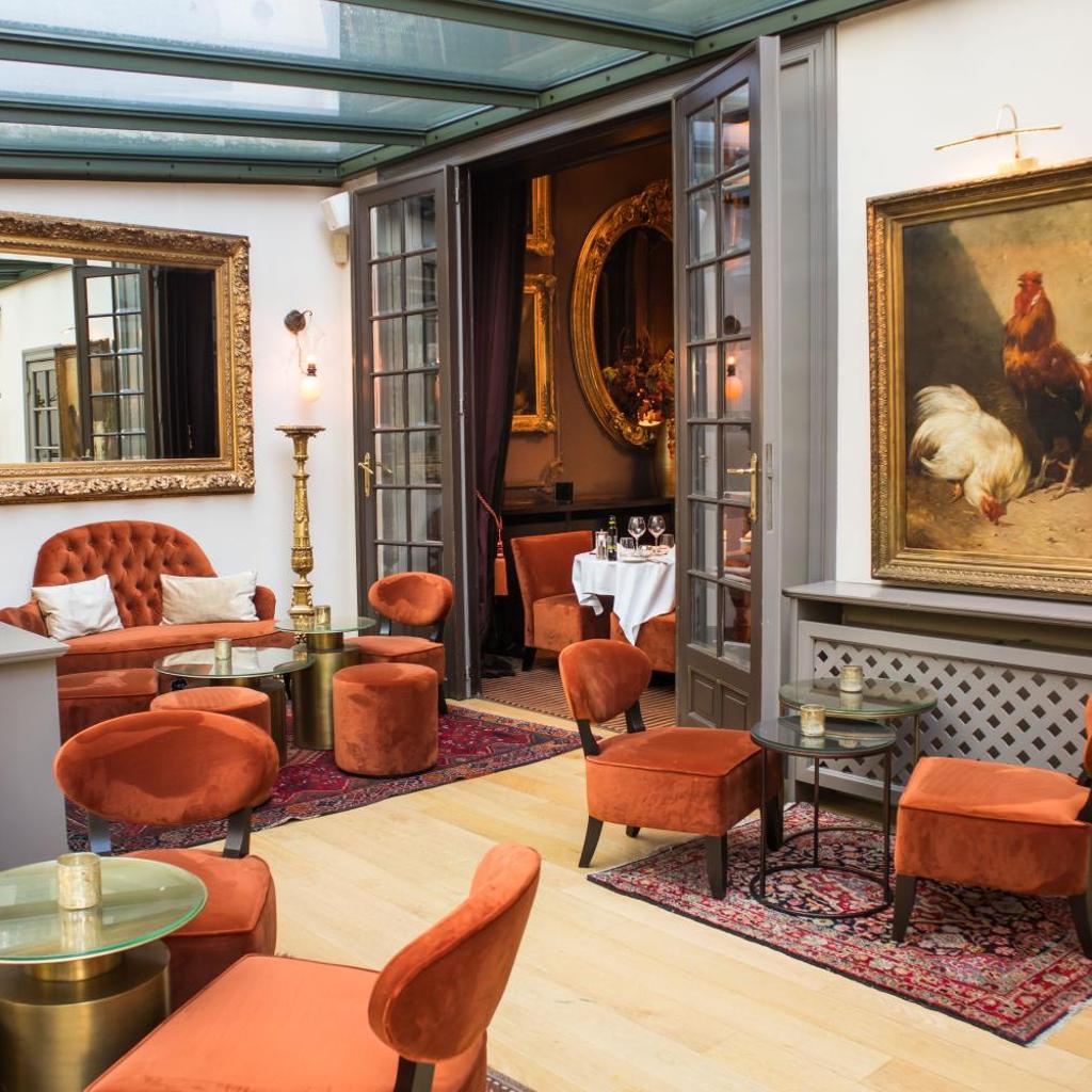Hotel Manos Premier — 
