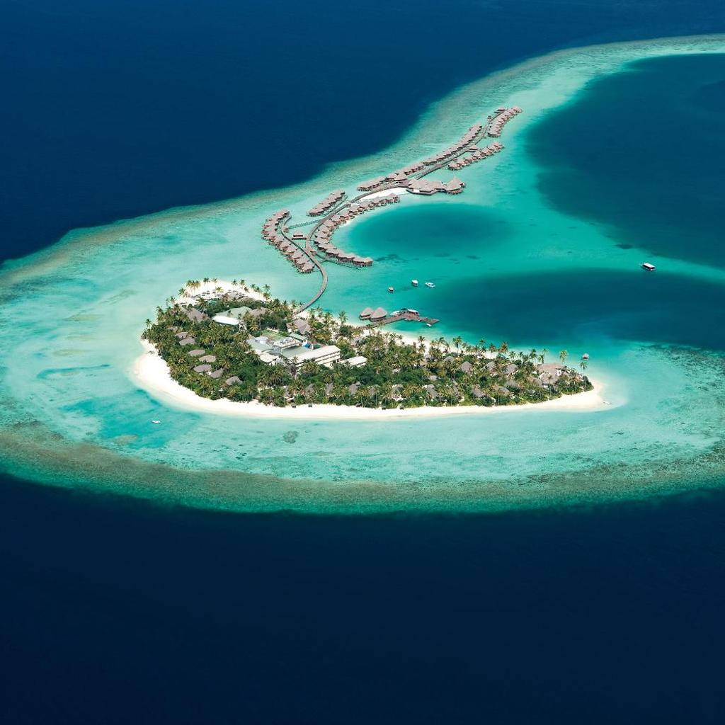 Constance Halaveli Resort, image 1 of 6