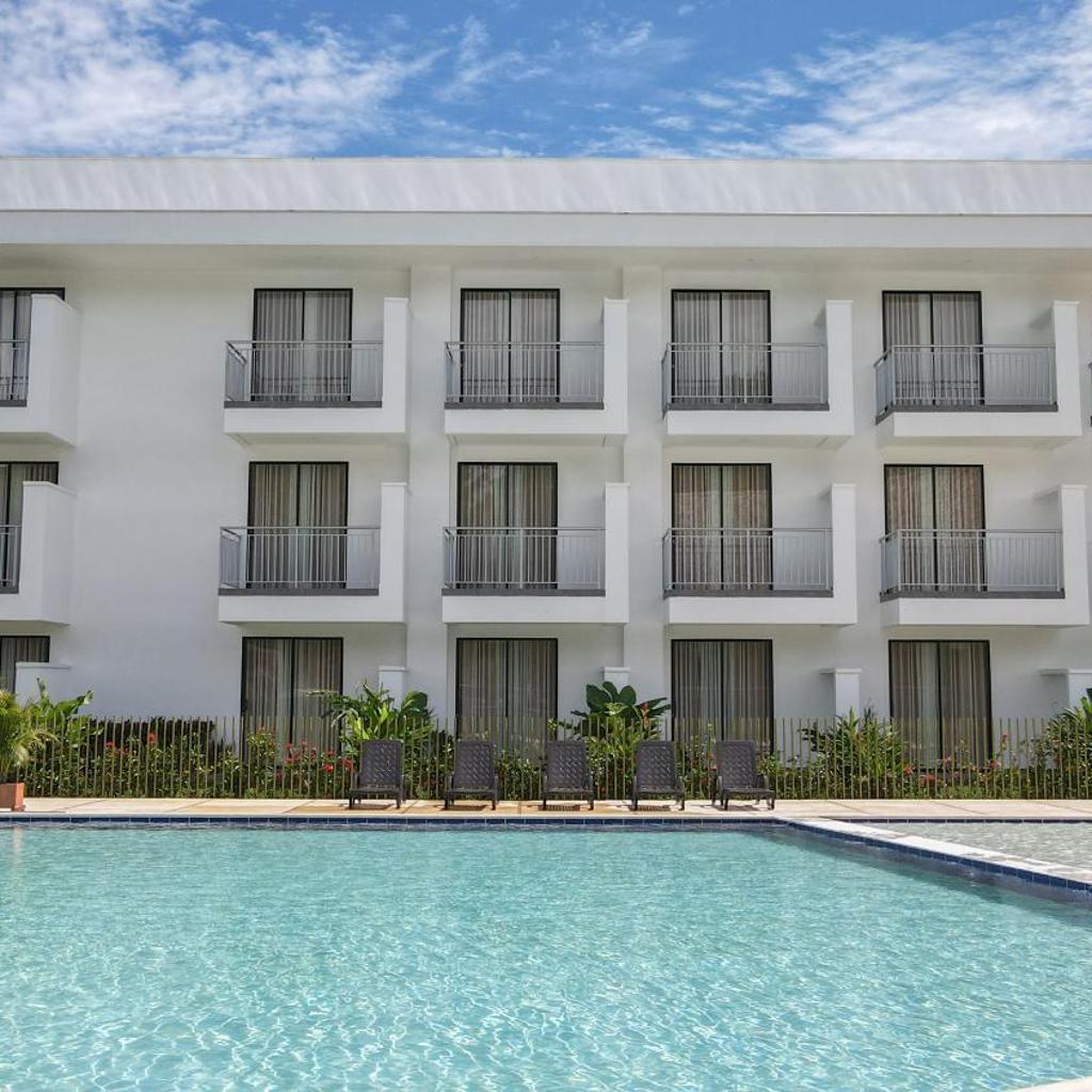 Hotel Arbóreo Doradal — 