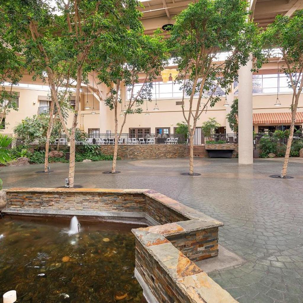 Hotel thumbnail 2