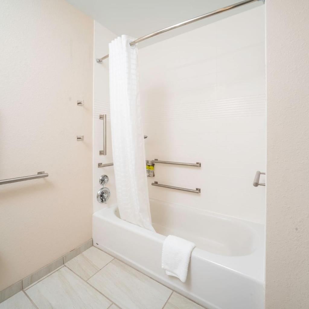 Photograph of Candlewood Suites Charleston – Mt. Pleasant by IHG