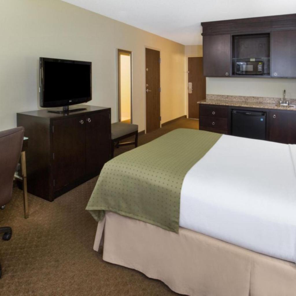 Photograph of Holiday Inn Portland-Airport I-205 by IHG