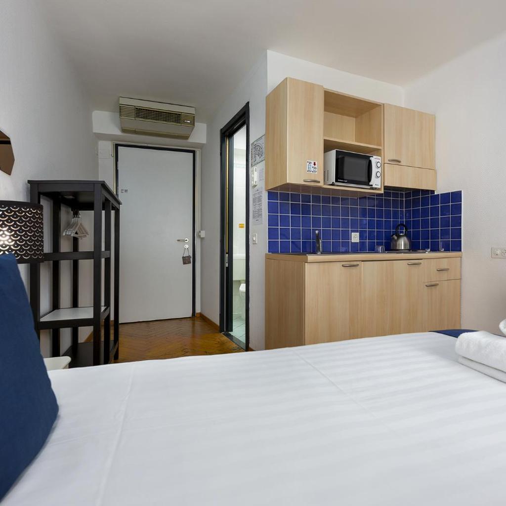 Image 29 - GuestHouse Lugano Center by LR