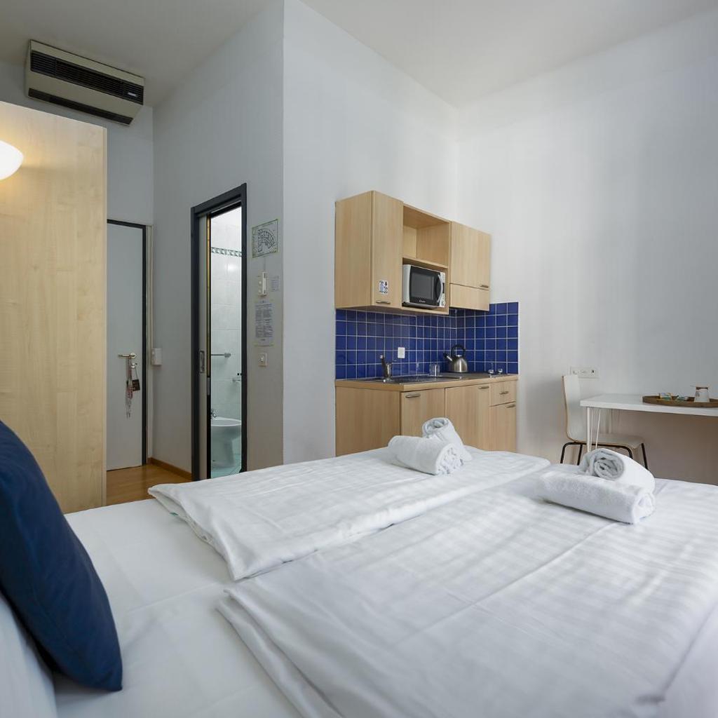 Image 33 - GuestHouse Lugano Center by LR