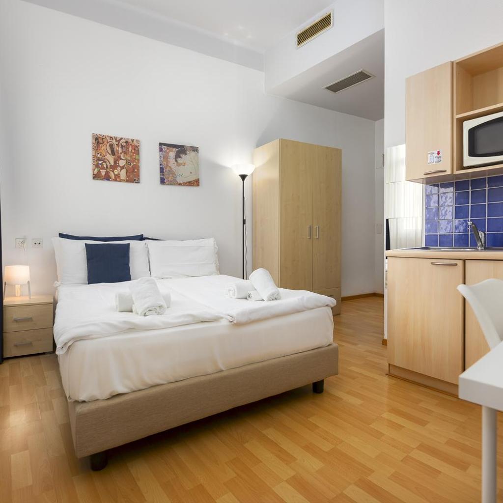 Image 36 - GuestHouse Lugano Center by LR