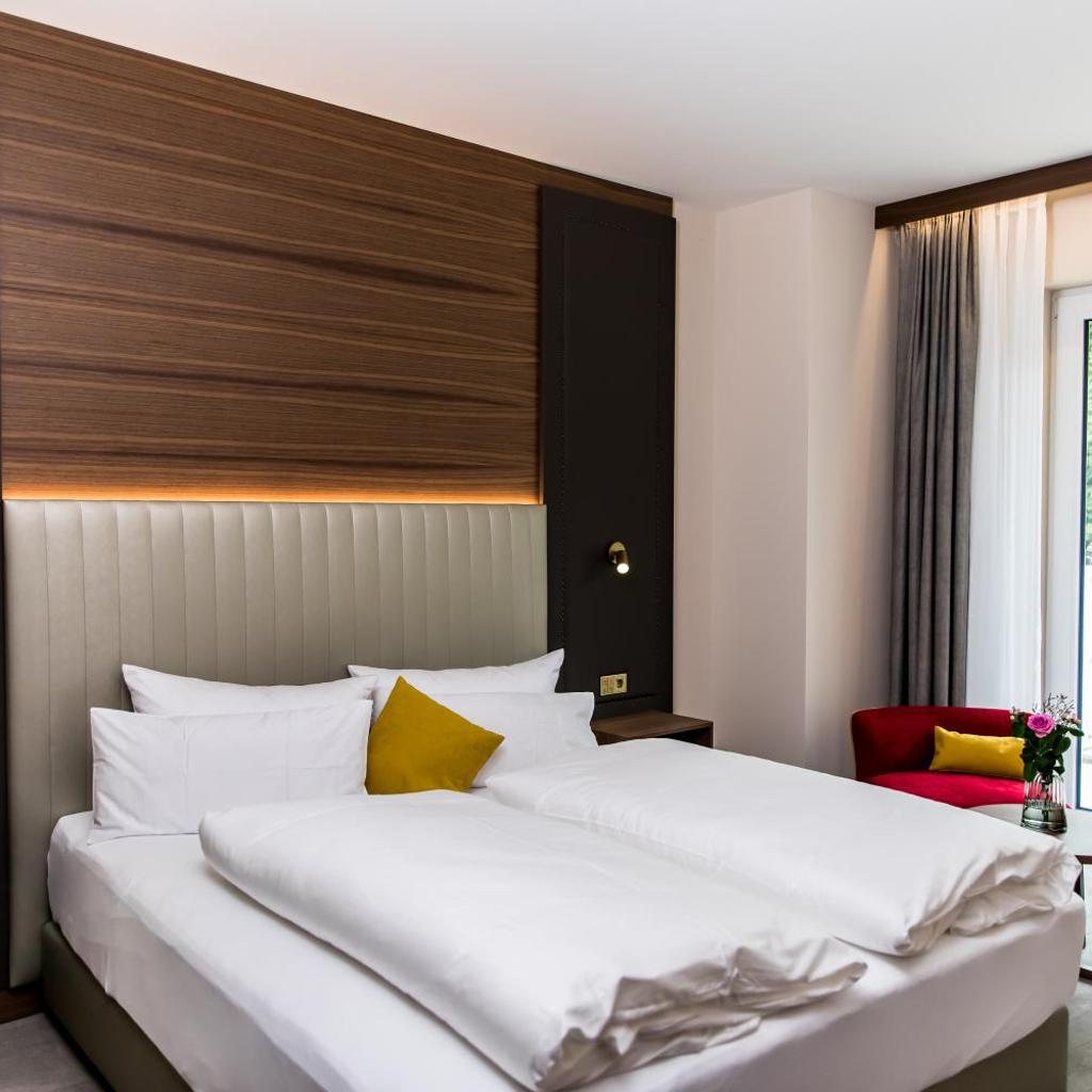 Hotel Am Schloss Aurich - Schlossresidenz — 