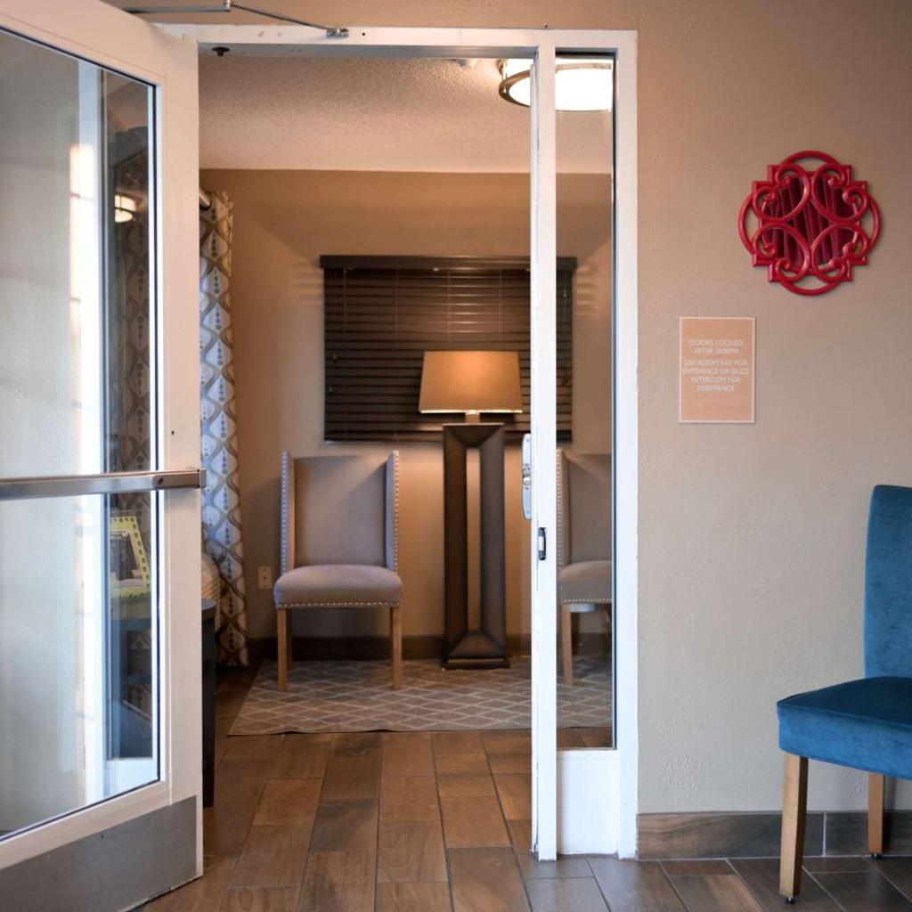 Photograph of Sonesta Simply Suites Clearwater St Petersburg