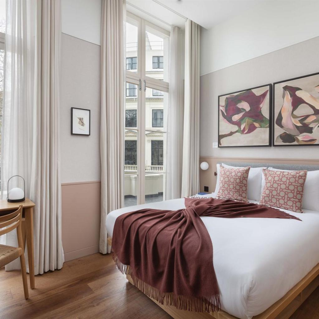 Photograph of Inhabit Queen's Gardens, a Member of Design Hotels