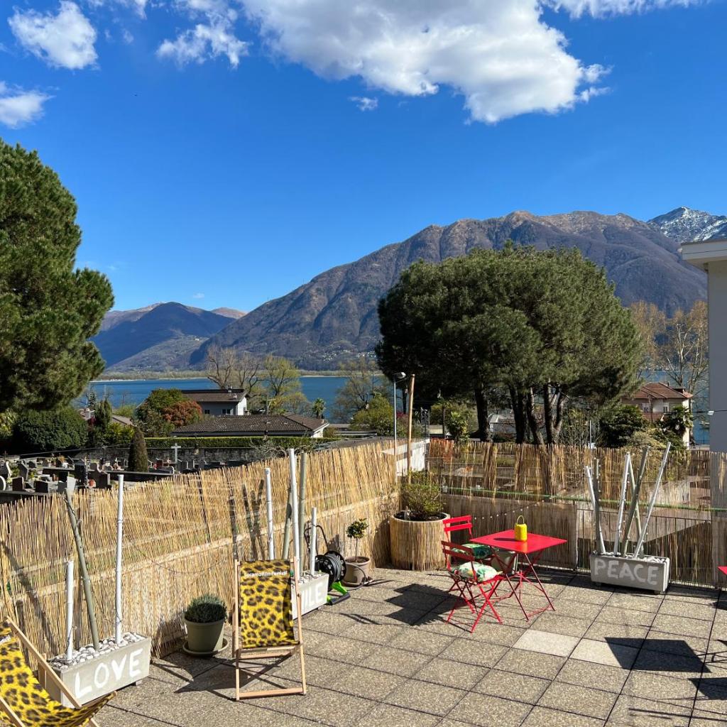 Image 4 - Appartamento con terrazza a due minuti dal lago
