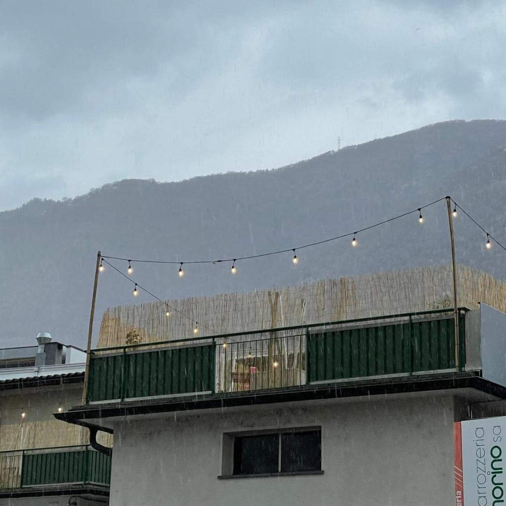 Image 63 - Appartamento con terrazza a due minuti dal lago