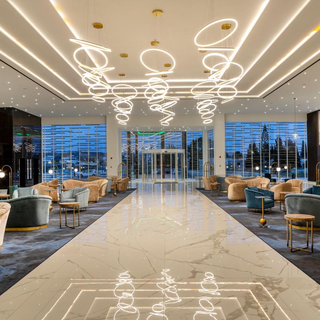 Hotel thumbnail 2