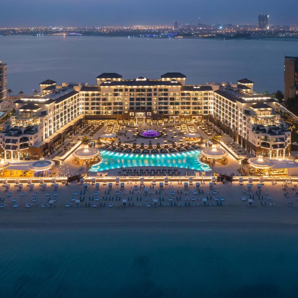 Taj Exotica Resort & Spa, The Palm, Dubai — 