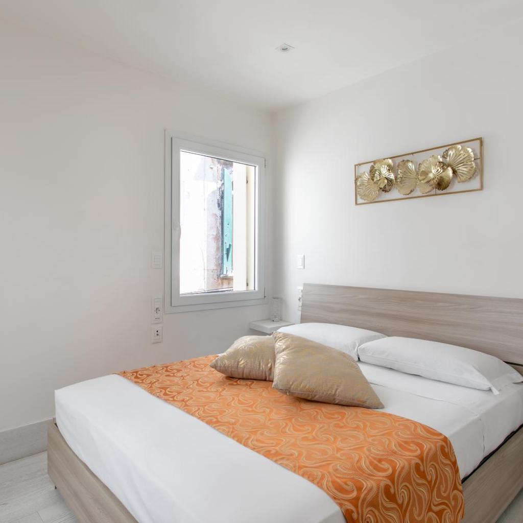 Photograph of Ca' Sciarrin Apartment near Rialto bridge