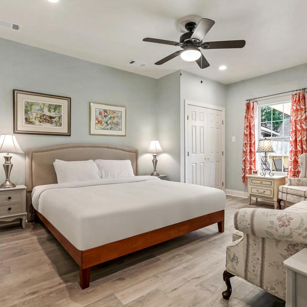 Photograph of Renovated Historic 4BR House Near Magazine St & Uptown