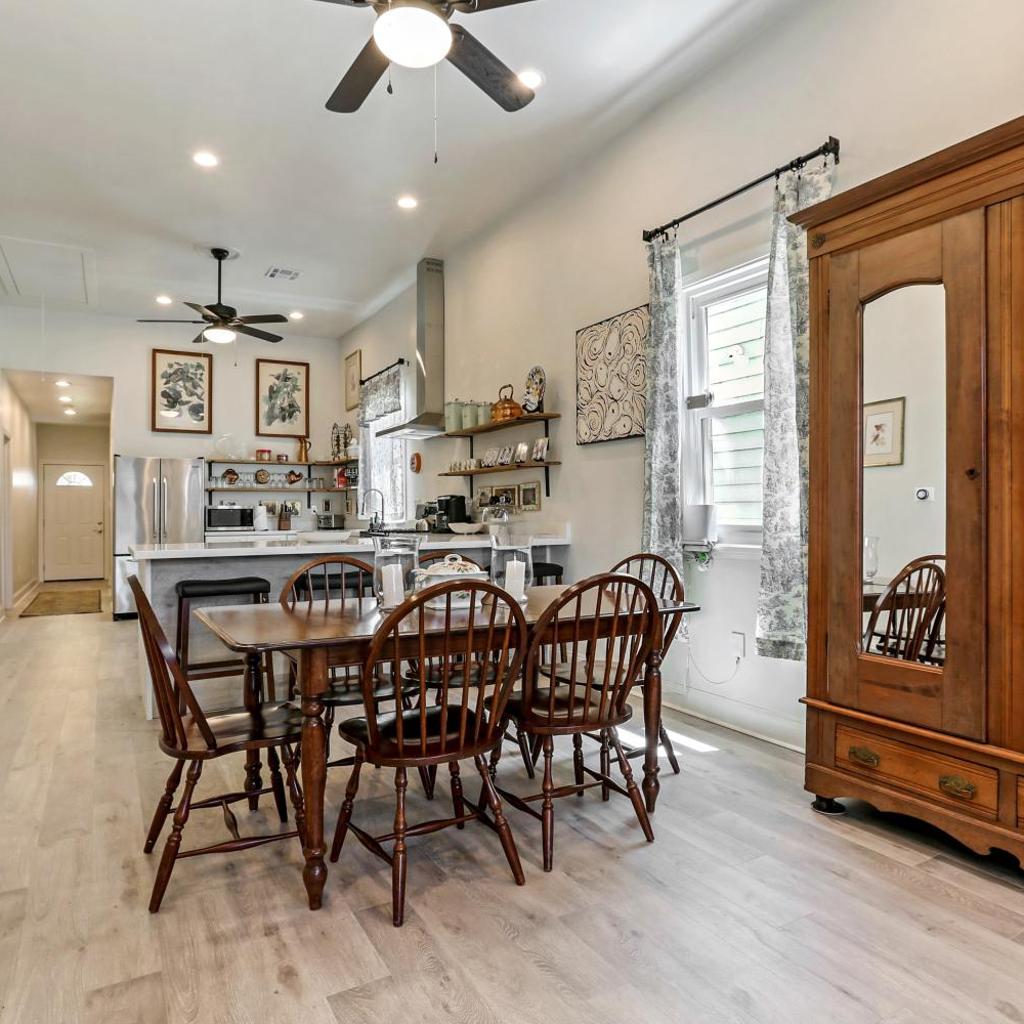 Photograph of Renovated Historic 4BR House Near Magazine St & Uptown