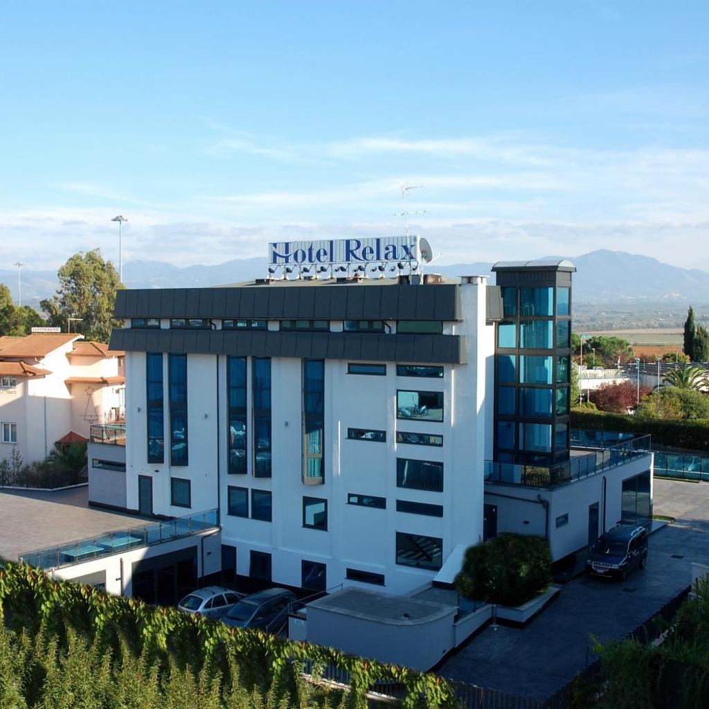 Hotel Relax Roma Nord — 