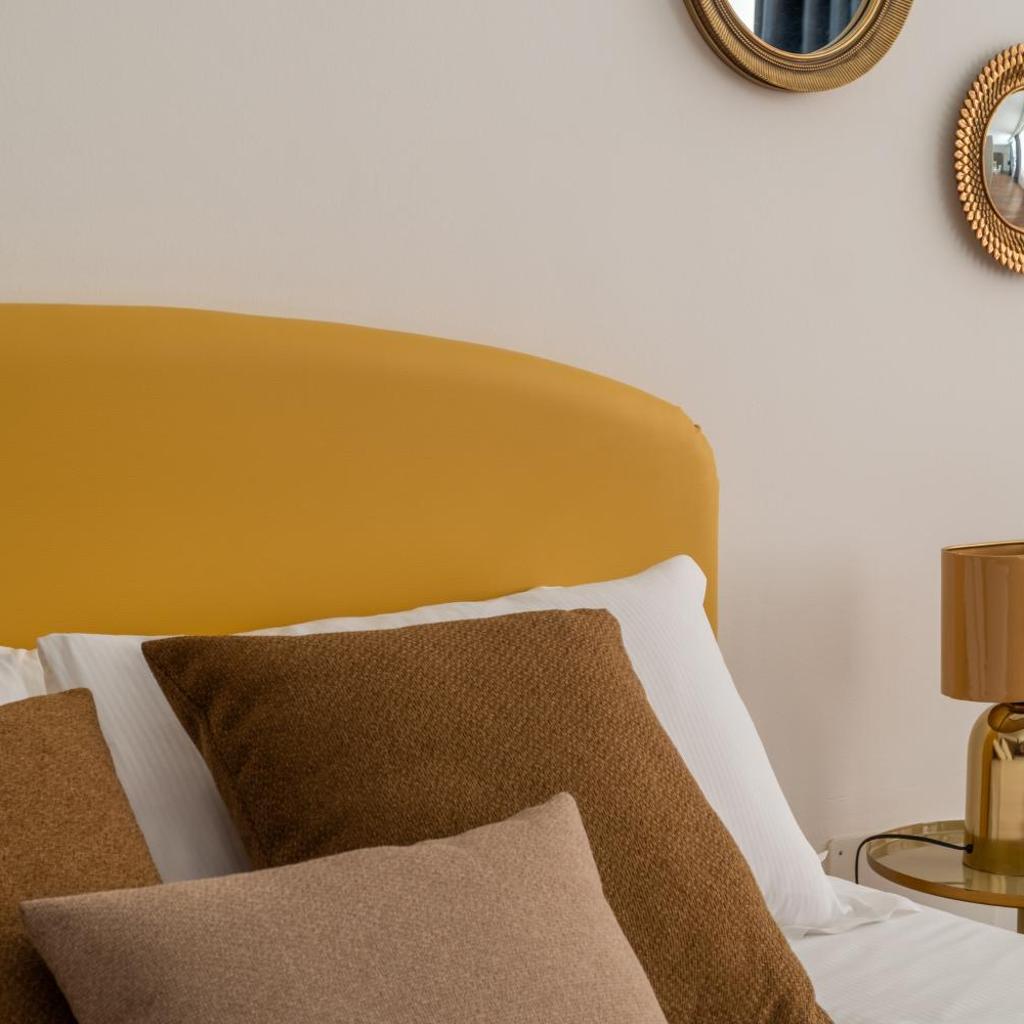 Photograph of Centrale Mazzoni Apartments R&R