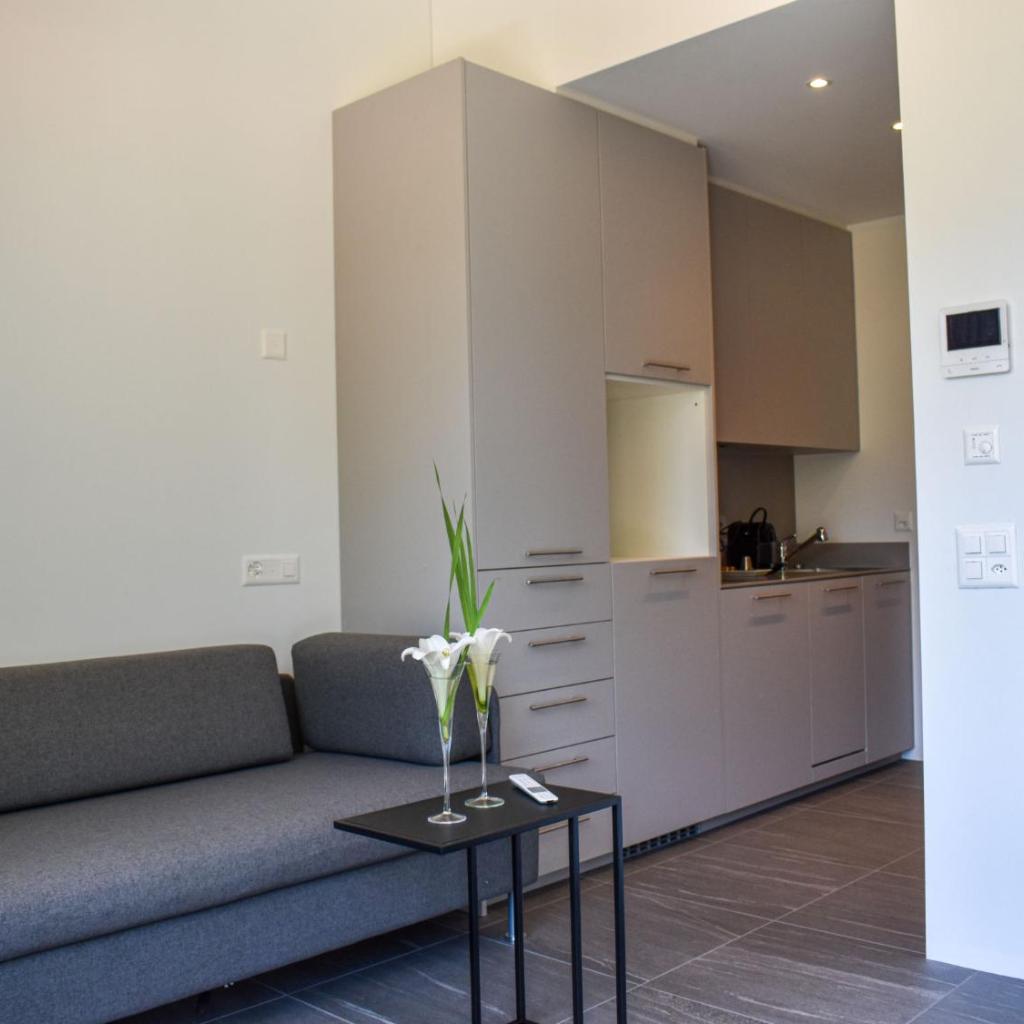 Image 2 - Studio Capriccio 15 Studio Balcony by Interhome