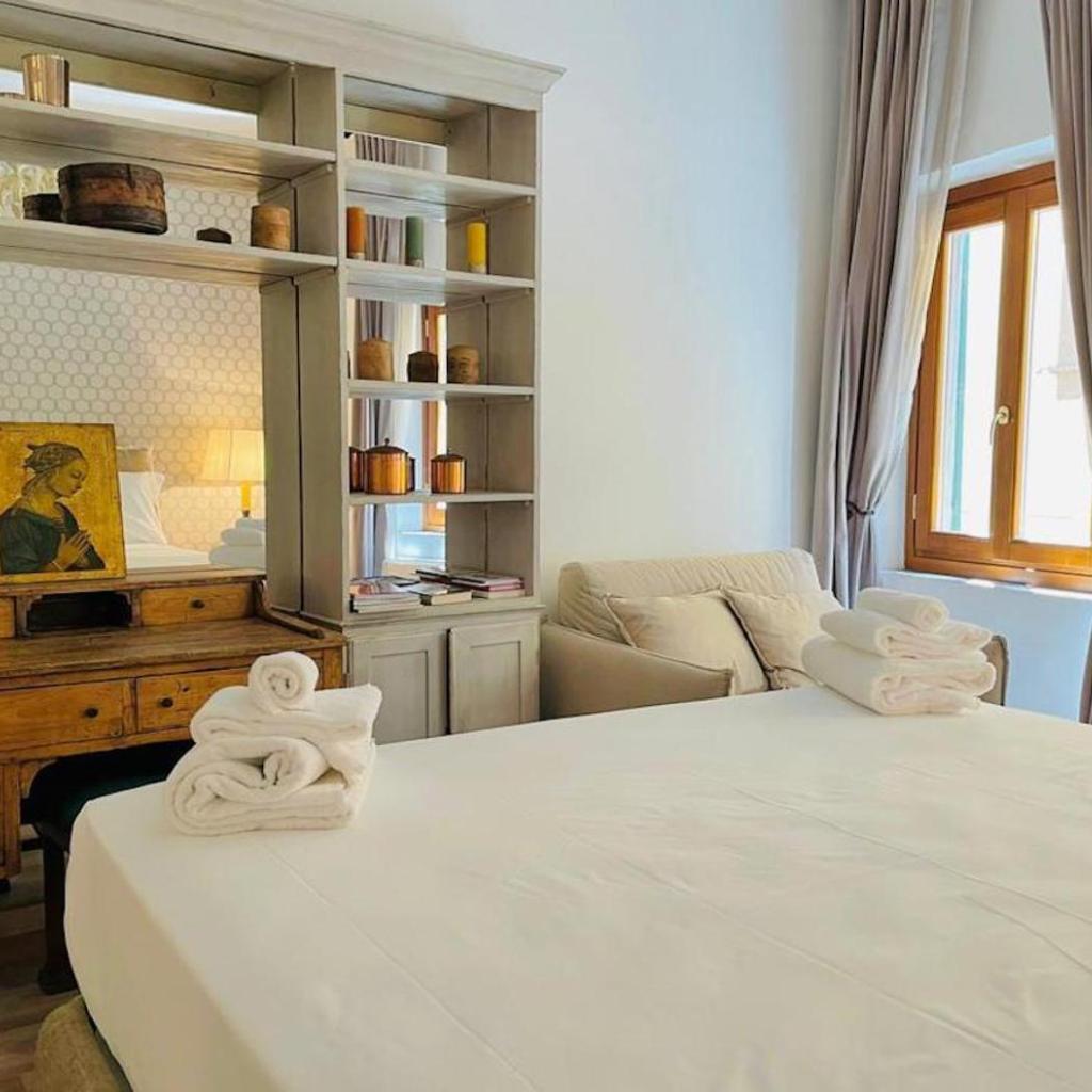 Photograph of Santa Maria Novella apt