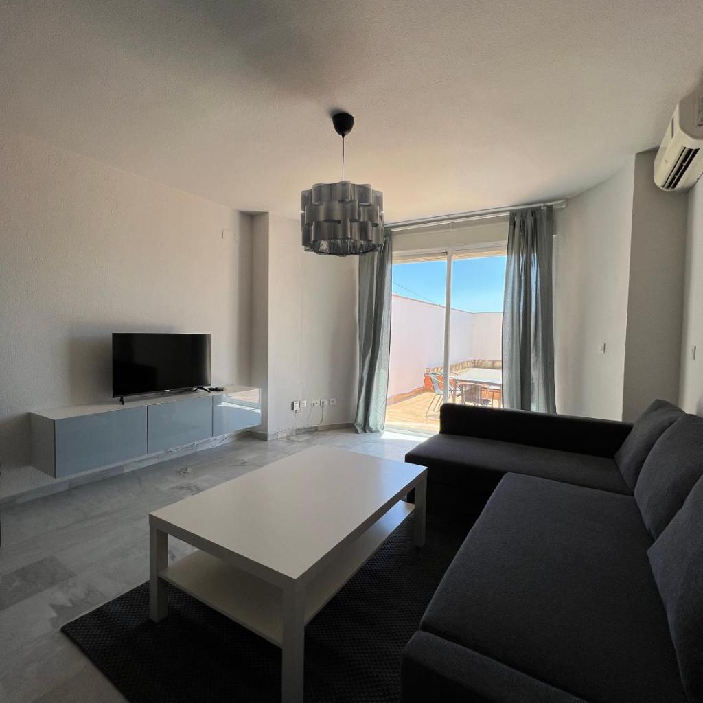 Photograph of Piso junto metro, gran terraza y parking gratis
