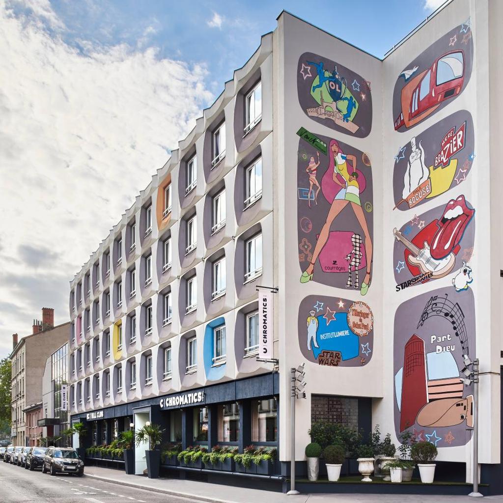 Photograph of Hôtel Chromatics & Restaurant Hill Club by HappyCulture